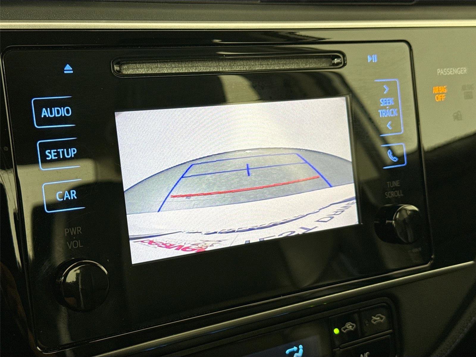 Used 2017 Toyota Corolla SE image 20