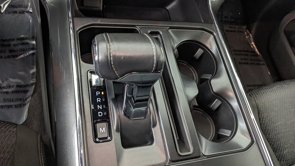 Certified 2022 Ford F150 XLT w/ Equipment Group 302A High image 31