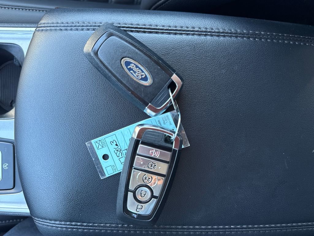 Used 2024 Ford Edge SEL w/ Convenience Package image 42