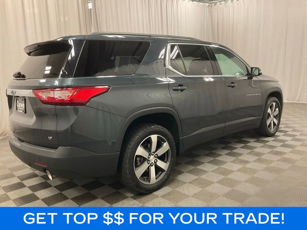 Used 2019 Chevrolet Traverse LT w/ LT Premium Package AWD/4WD image 3