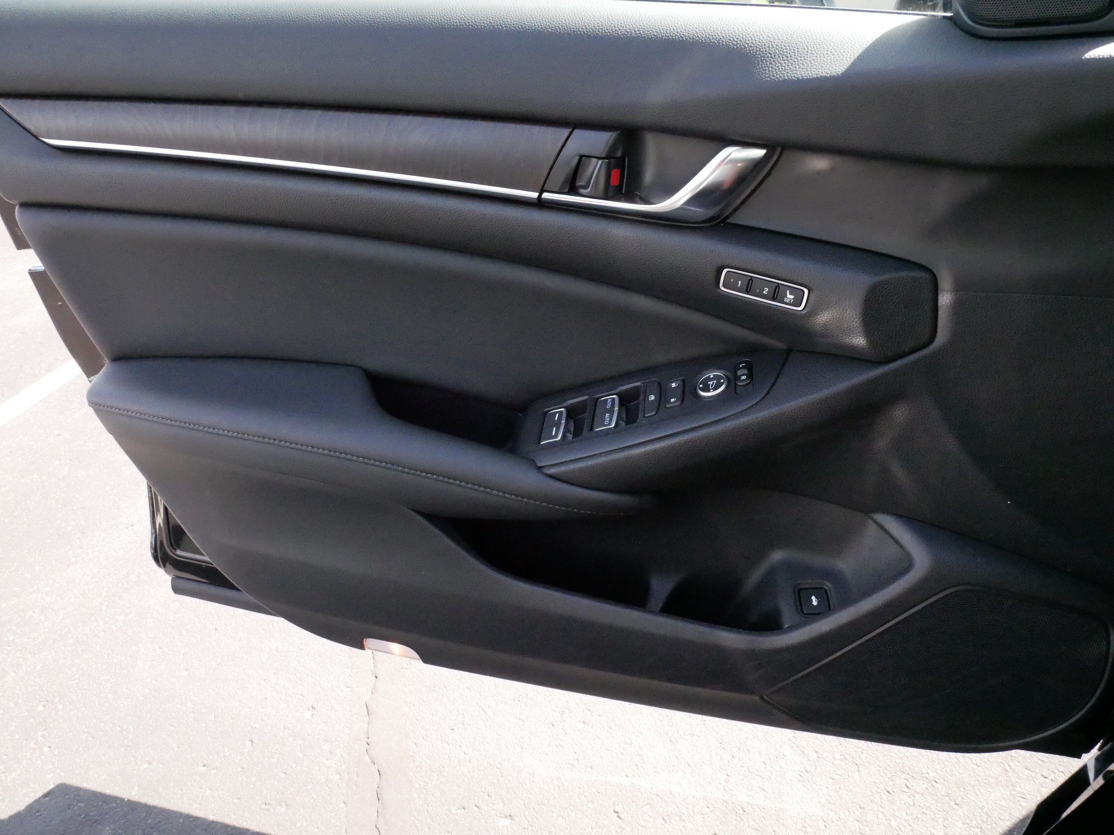 Used 2021 Honda Accord EX-L image 29