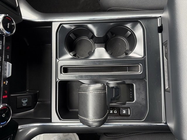 Certified 2022 Ford F150 XLT w/ Equipment Group 302A High image 30