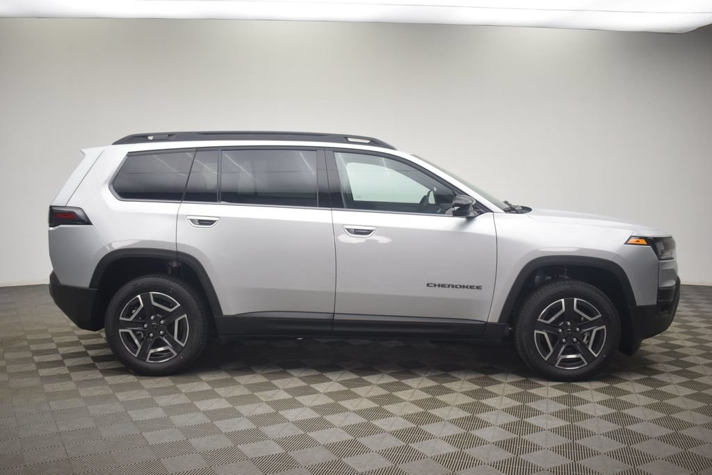 New 2026 Jeep Cherokee Laredo AWD/4WD image 3