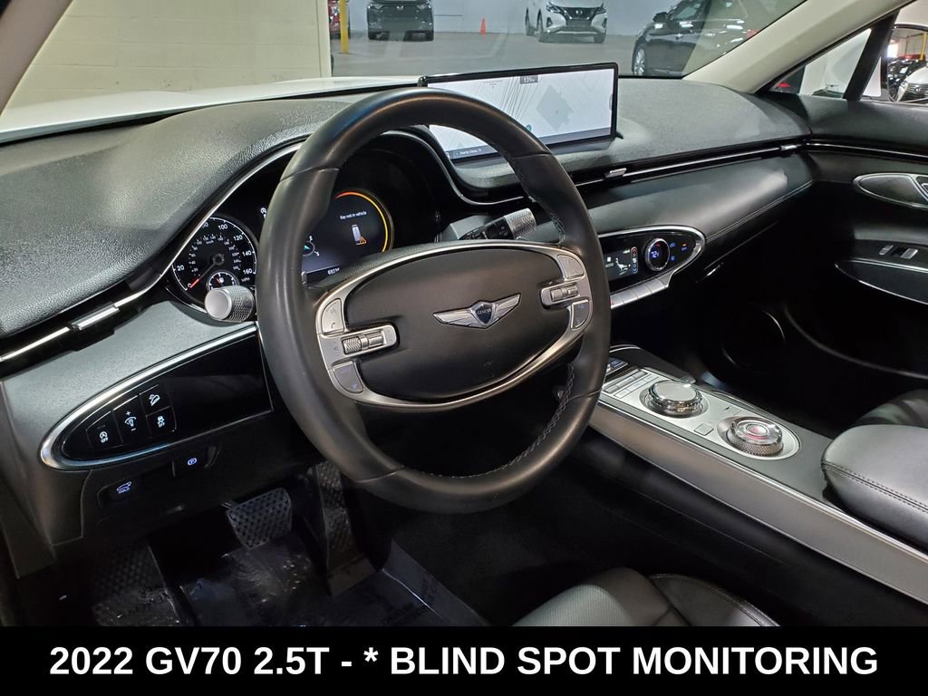 Used 2022 Genesis GV70 2.5T w/ Select Package image 7