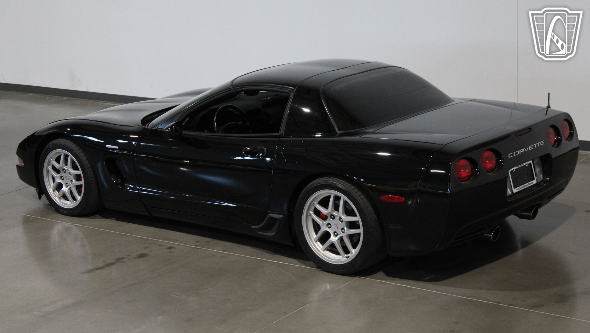 Used 2001 Chevrolet Corvette Z06 RWD image 10