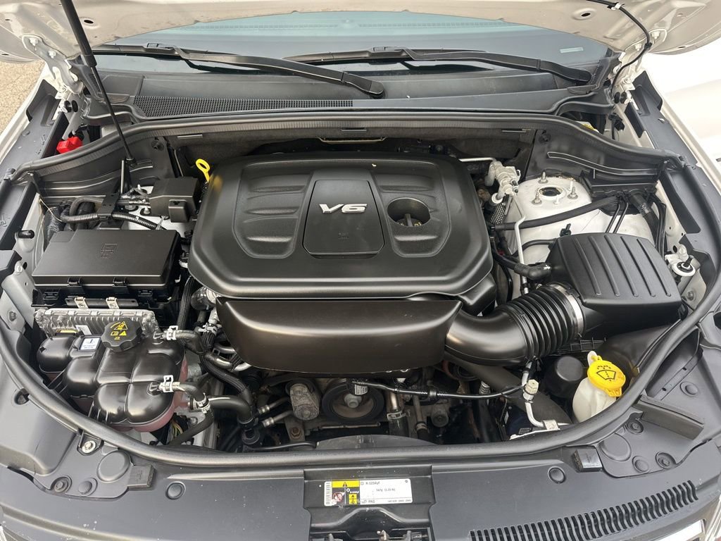 Used 2018 Jeep Grand Cherokee Laredo image 28