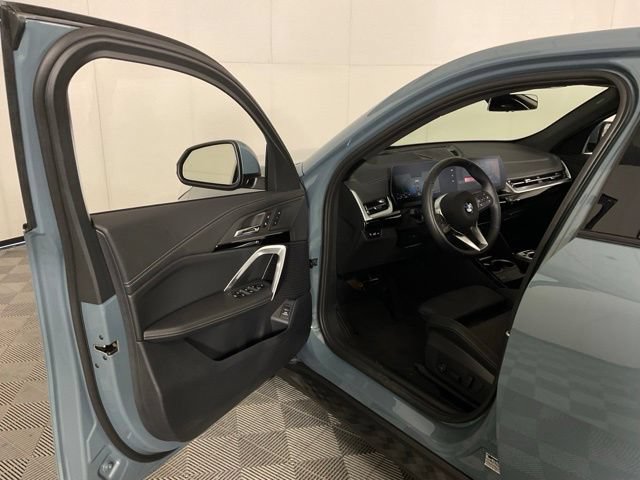 Certified 2025 BMW X2 xDrive28i AWD/4WD image 23