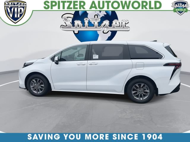 New 2026 Toyota Sienna LE AWD/4WD image 6