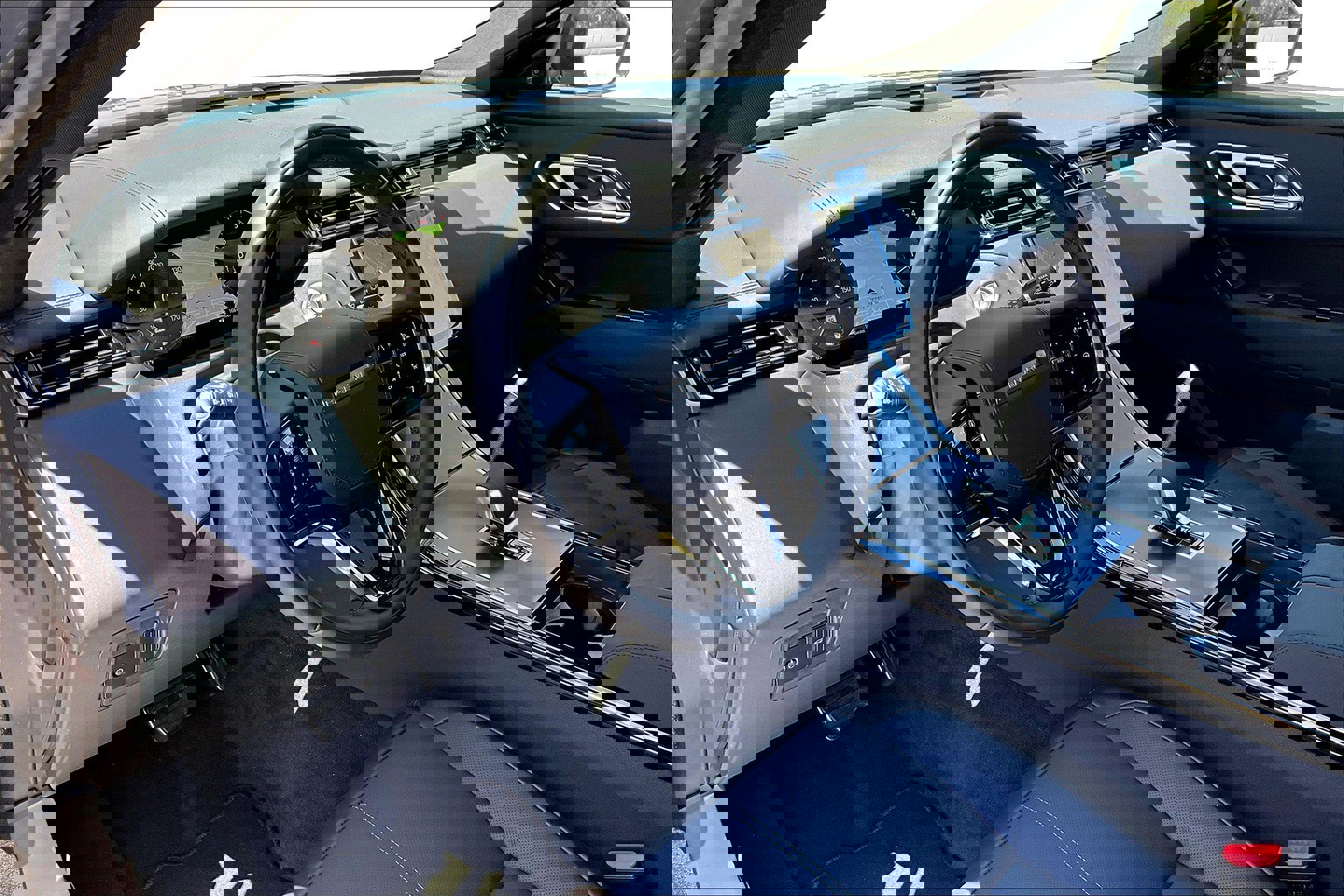 New 2026 Land Rover Range Rover Velar Dynamic SE image 5