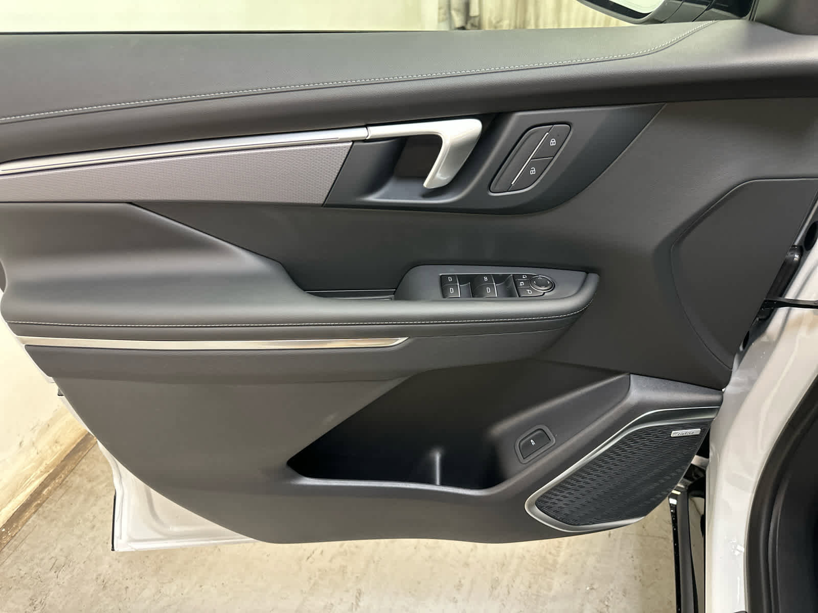 New 2026 Buick Enclave Sport Touring w/ LPO, Floor Liner Package image 18