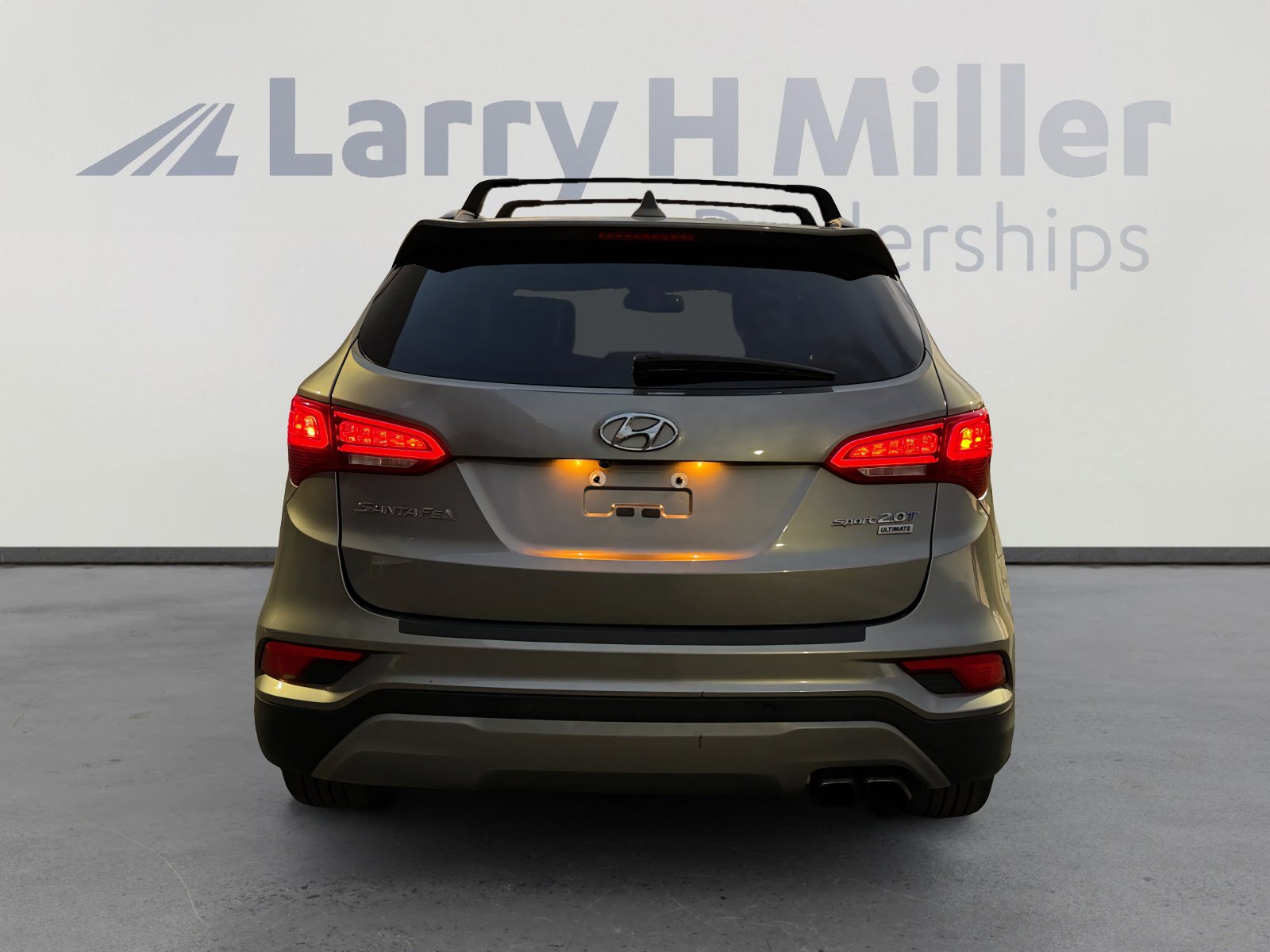 Used 2018 Hyundai Santa Fe Sport FWD image 4