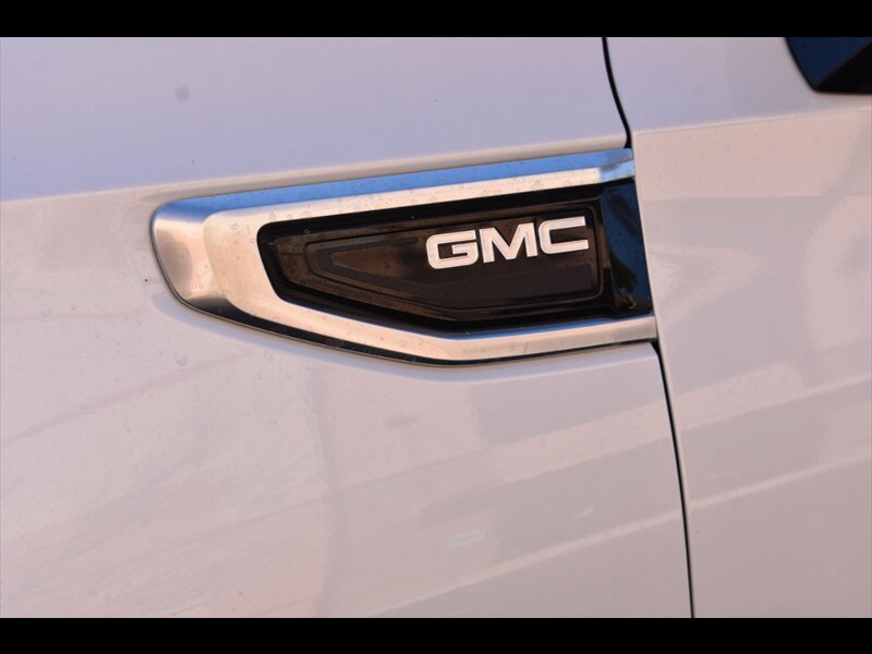 Used 2024 GMC Yukon Denali w/ Denali Reserve Package AWD/4WD image 52