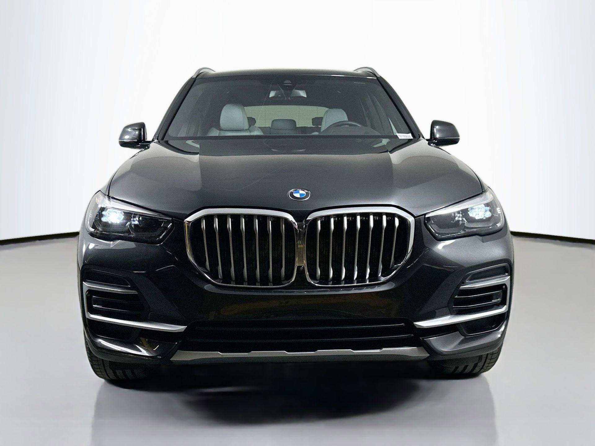 Certified 2023 BMW X5 xDrive40i w/ Premium Package image 2