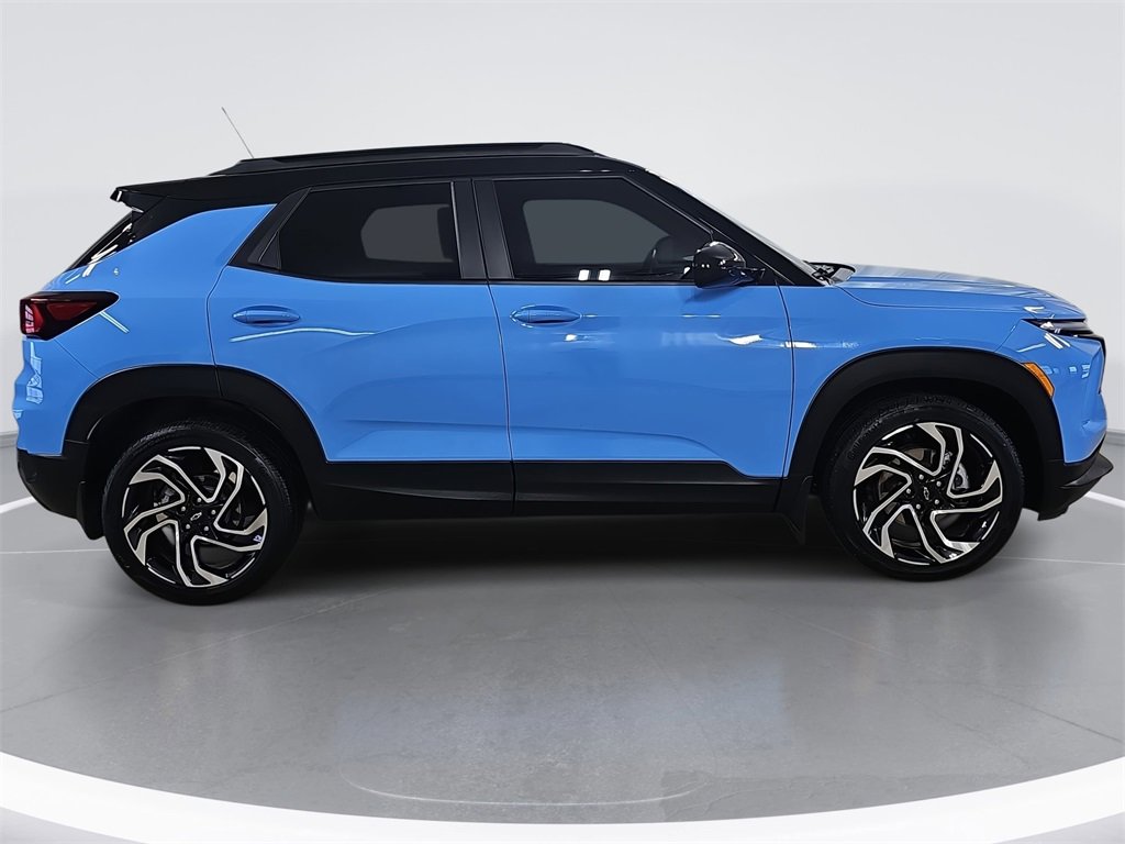 Certified 2024 Chevrolet TrailBlazer RS w/ Driver Confidence Package image 2