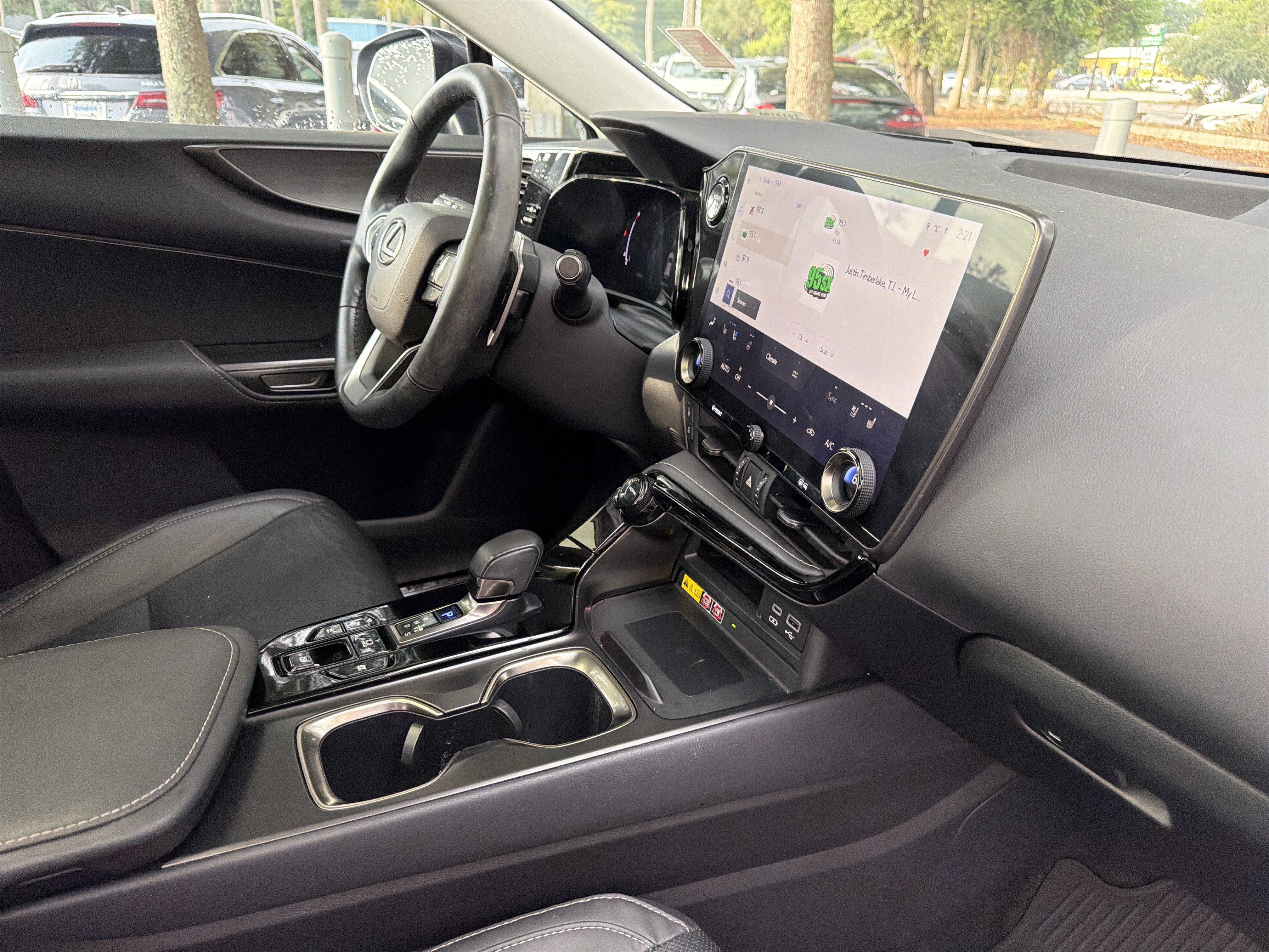 Certified 2024 Lexus NX 350h AWD w/ Vision Package image 42