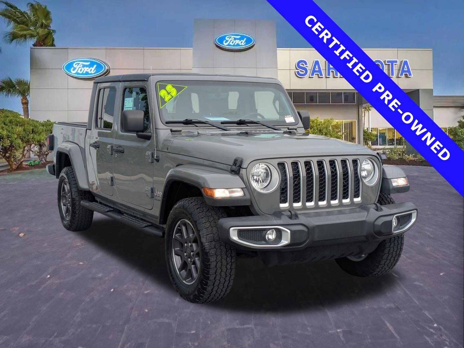 Used 2023 Jeep Gladiator Overland AWD/4WD image 1