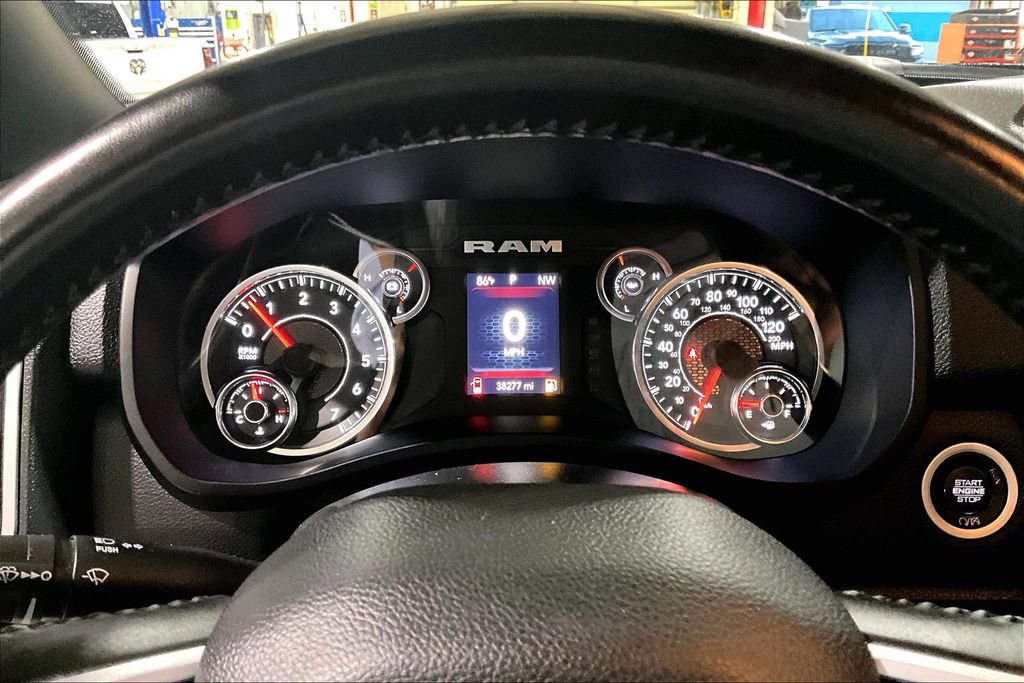 Used 2024 RAM 2500 Big Horn AWD/4WD image 17