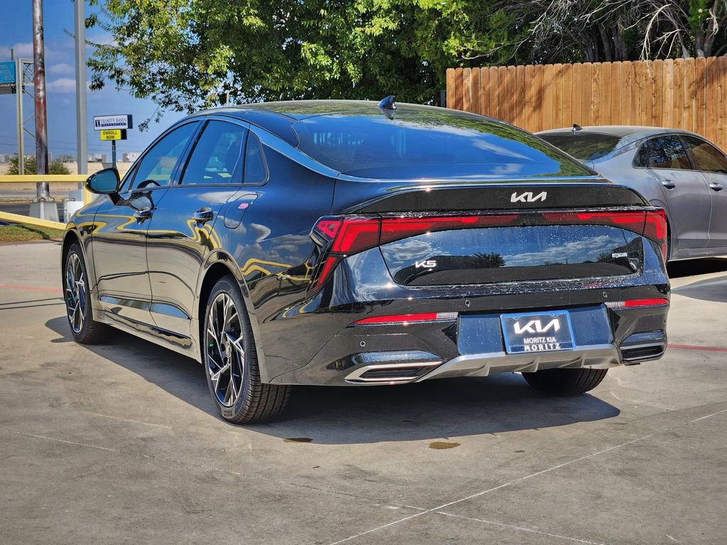 New 2026 Kia K5 GT-Line image 3