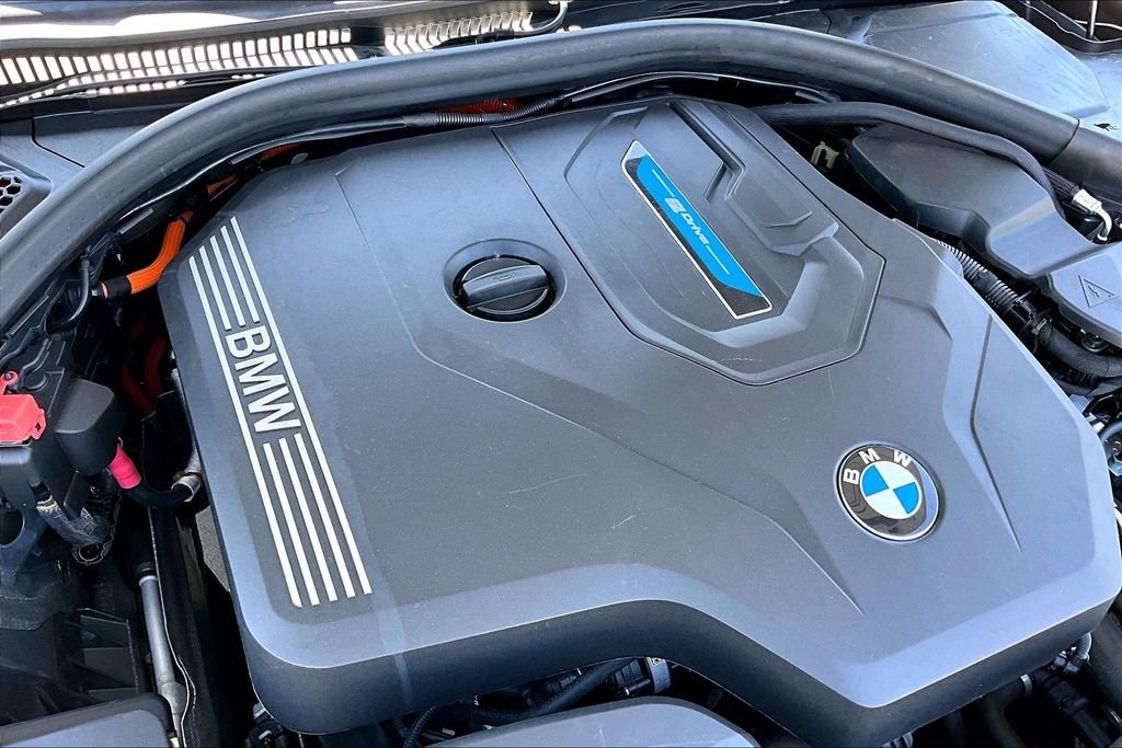Used 2024 BMW 330e RWD image 31