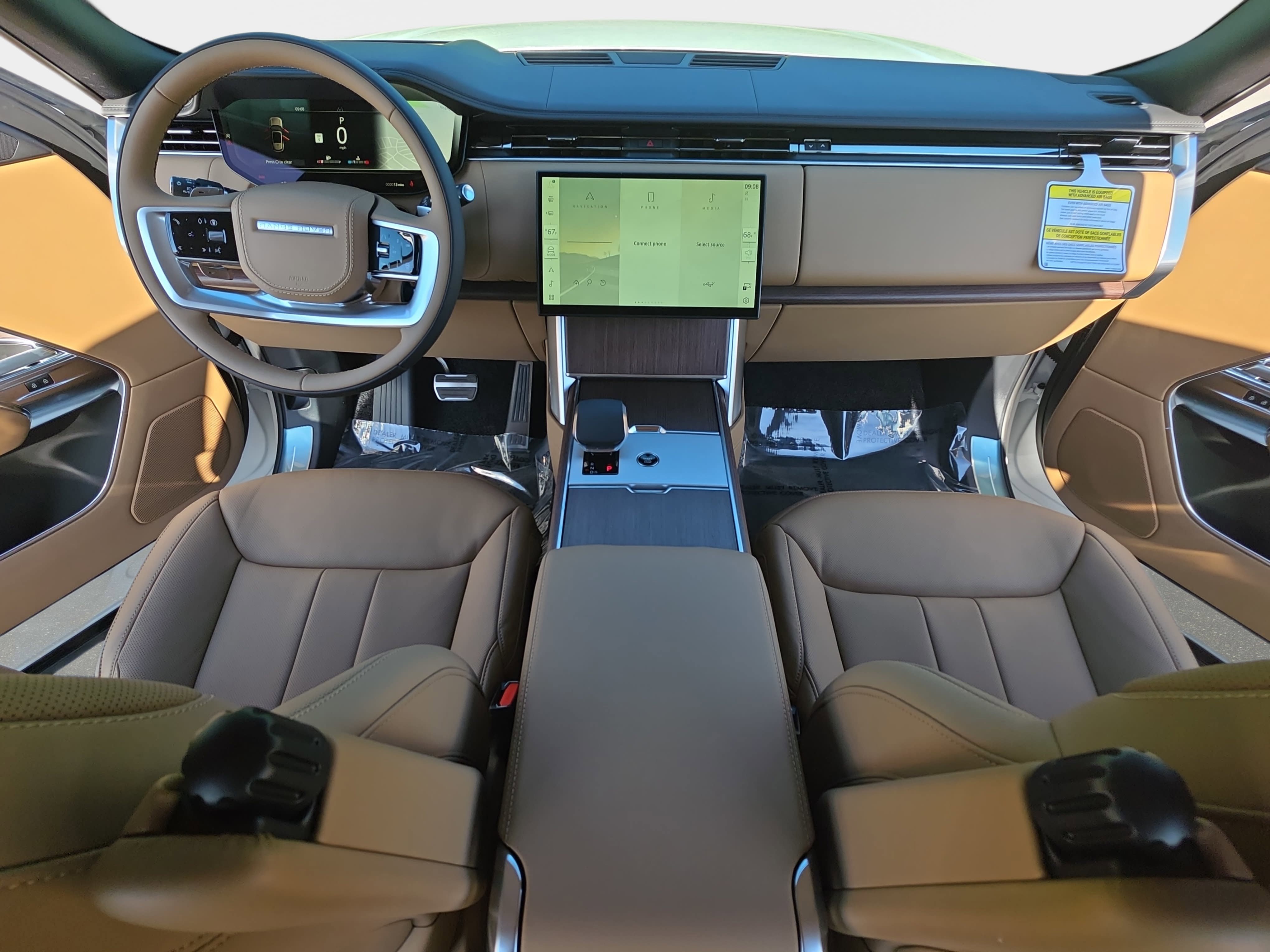New 2026 Land Rover Range Rover Long Wheelbase SE AWD/4WD image 9