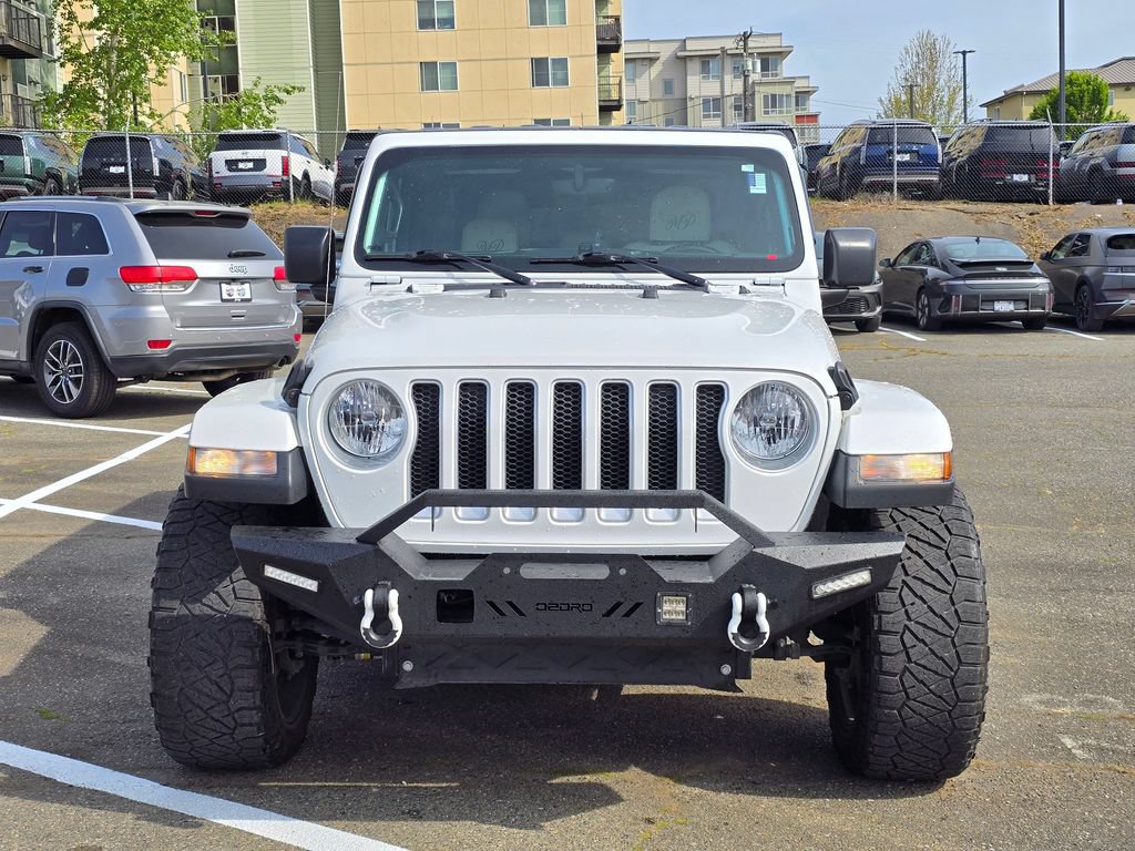 Used 2020 Jeep Wrangler Unlimited Sahara w/ Uconnect 4C Nav & Sound Group AWD/4WD image 3