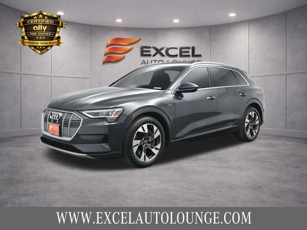 Used 2022 Audi e-tron Premium AWD/4WD image 1