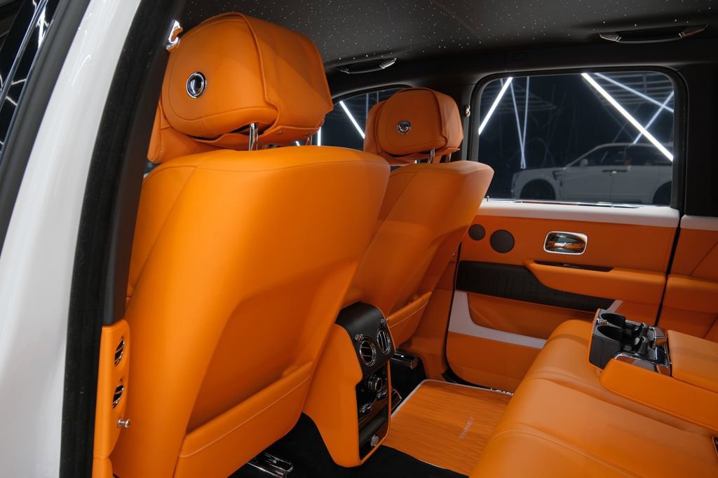 Used 2024 Rolls-Royce Cullinan image 63