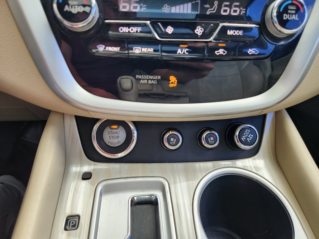 Used 2017 Nissan Murano Platinum w/ Platinum Technology Package FWD image 30