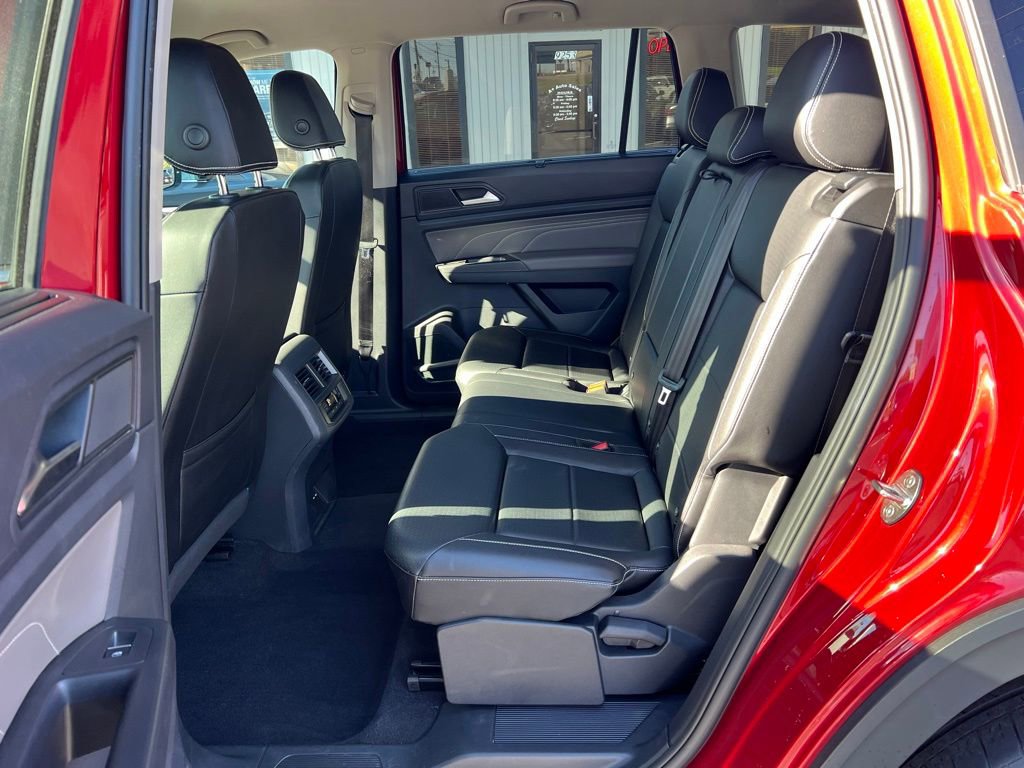 Used 2023 Volkswagen Atlas SE AWD/4WD image 18