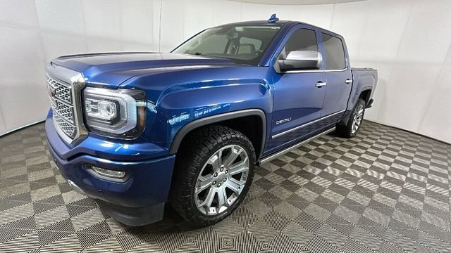 Used 2017 GMC Sierra 1500 Denali w/ Denali Ultimate Package AWD/4WD image 7