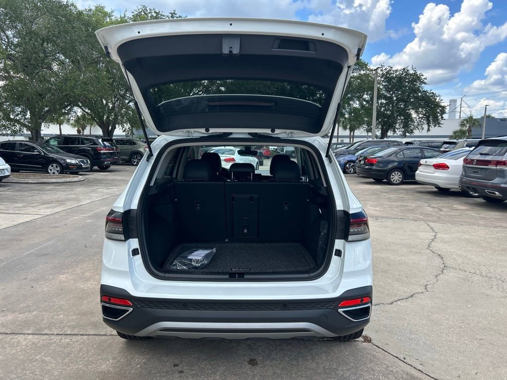 New 2026 Volkswagen Taos SEL AWD/4WD image 58