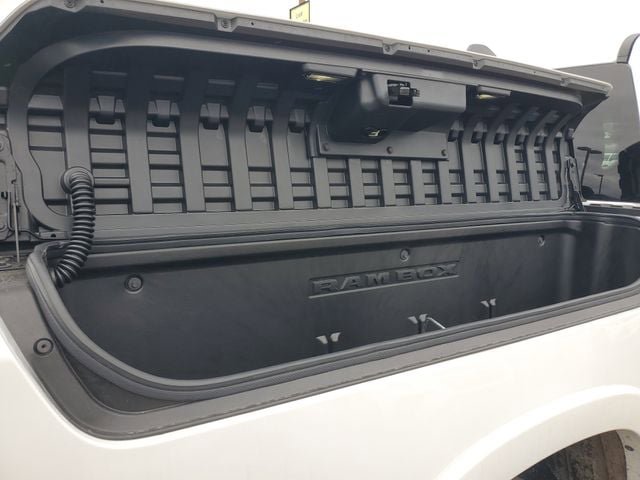 New 2026 RAM 1500 Tungsten w/ Trailer Tow Group AWD/4WD image 8