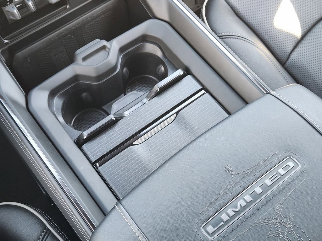 Used 2024 RAM 3500 Limited image 21