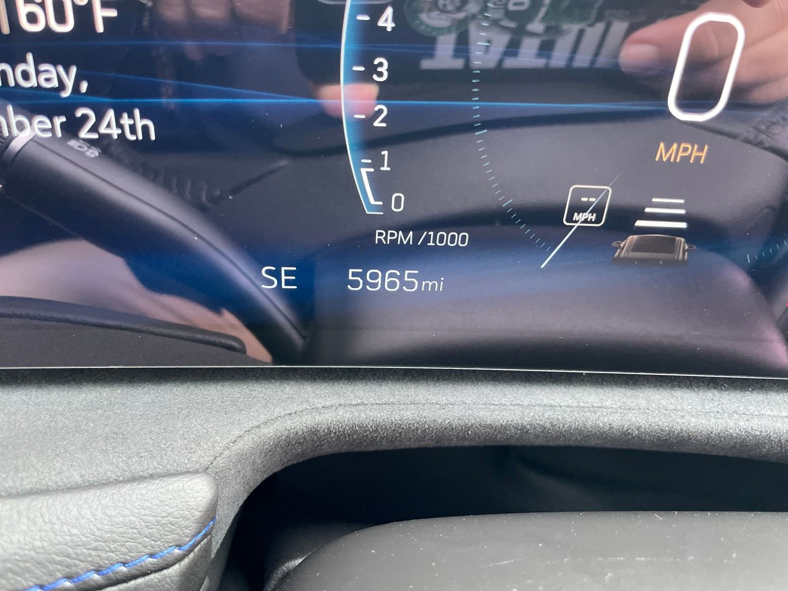 Used 2025 Cadillac XT4 Sport image 17