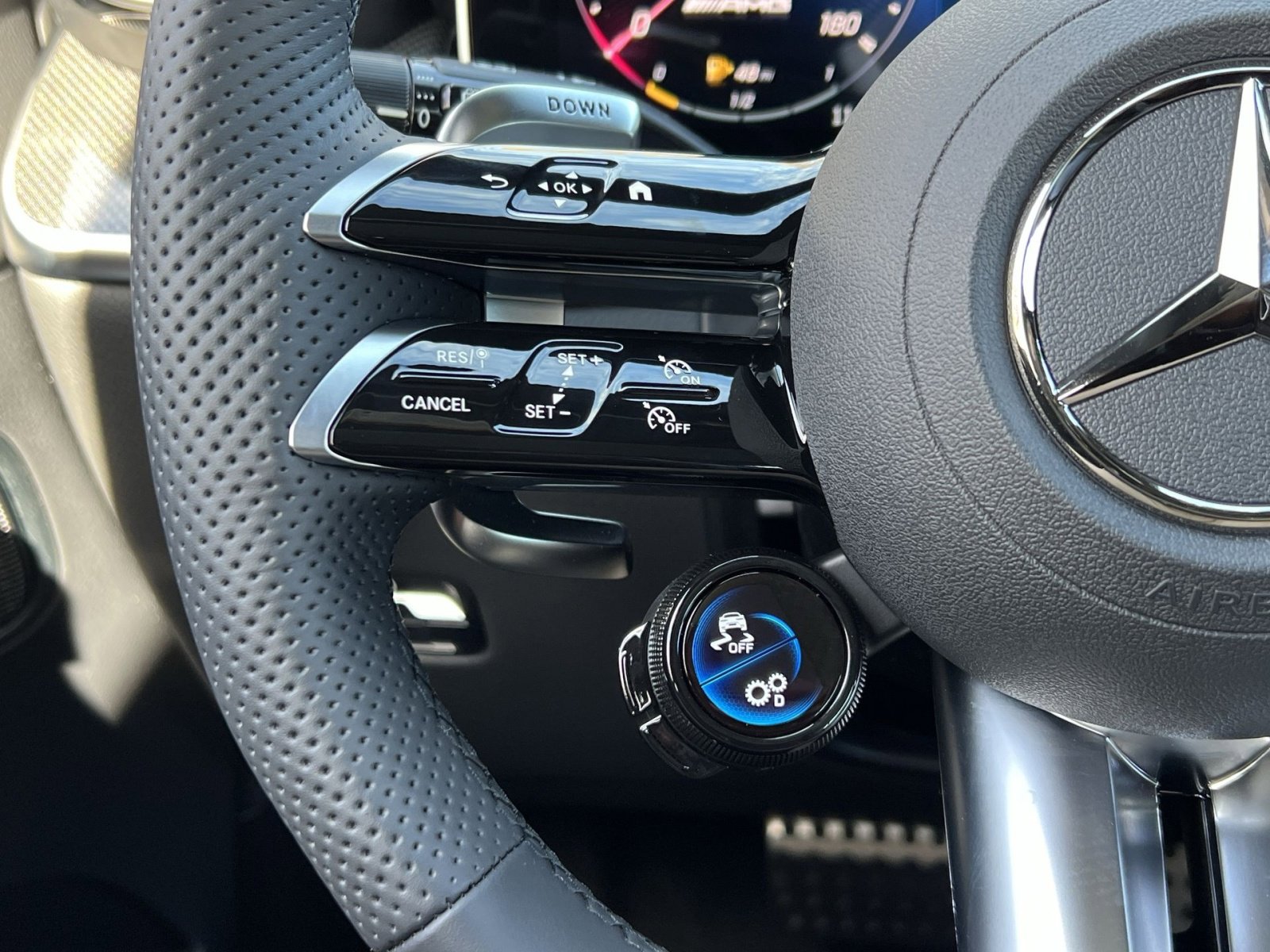 New 2026 Mercedes-Benz GLC 43 AMG 4MATIC image 32