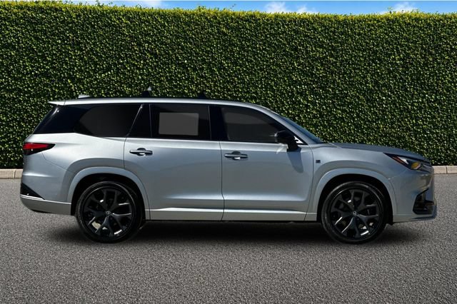 New 2026 Lexus TX 500h AWD w/ Technology Package image 4