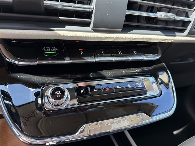 New 2026 Lincoln Corsair Premiere image 20