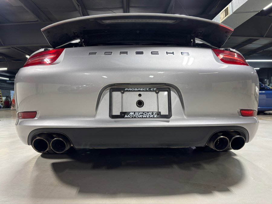 Used 2016 Porsche 911 Carrera S image 4