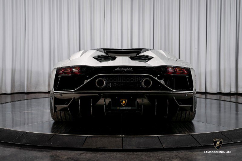 Used 2022 Lamborghini Aventador LP 780-4 Ultimae image 32