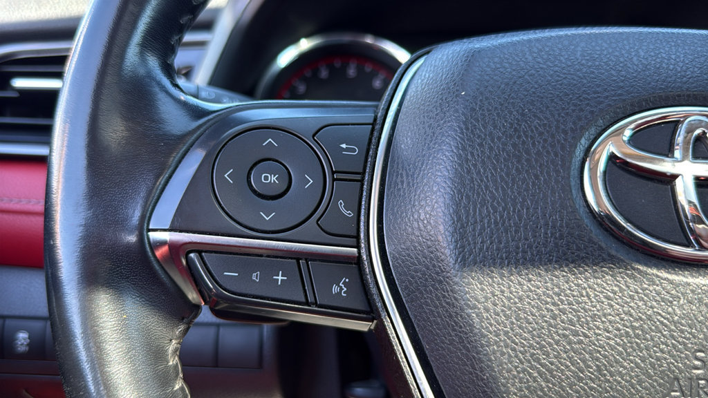 Used 2019 Toyota Camry XSE FWD image 31