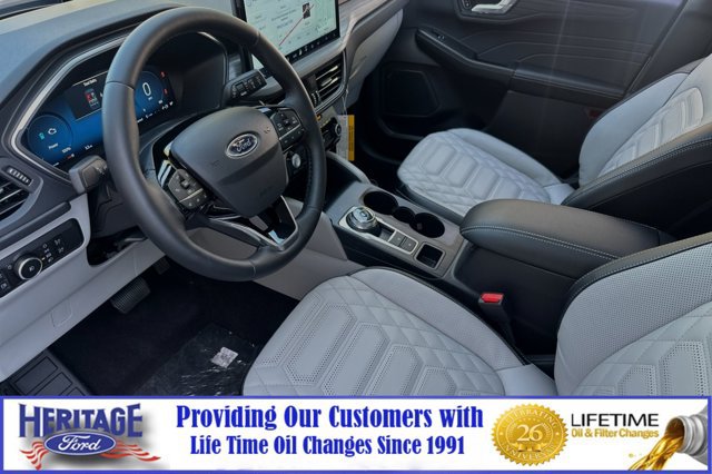 New 2024 Ford Escape SE w/ PHEV Premium Package FWD image 7