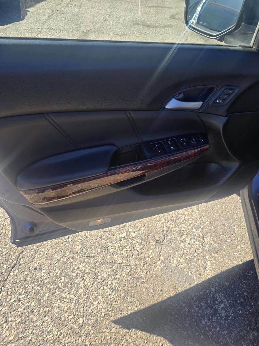 Used 2012 Honda Crosstour EX-L image 7