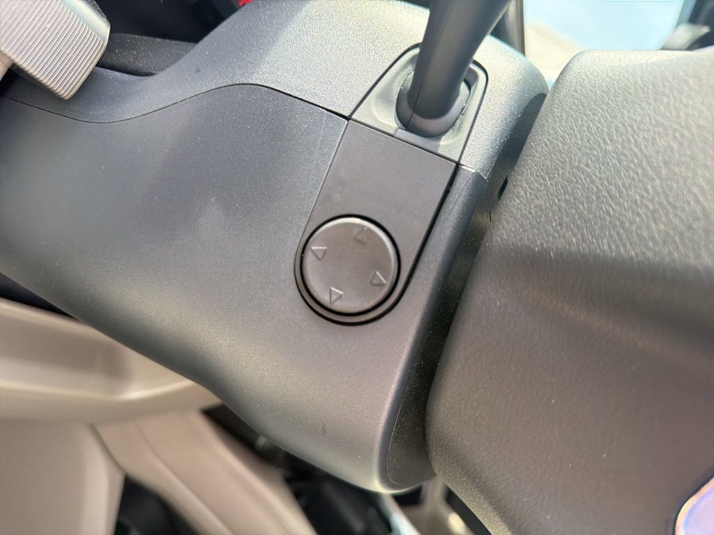 Used 2025 Ford F250 Platinum w/ Platinum Plus Package AWD/4WD image 29