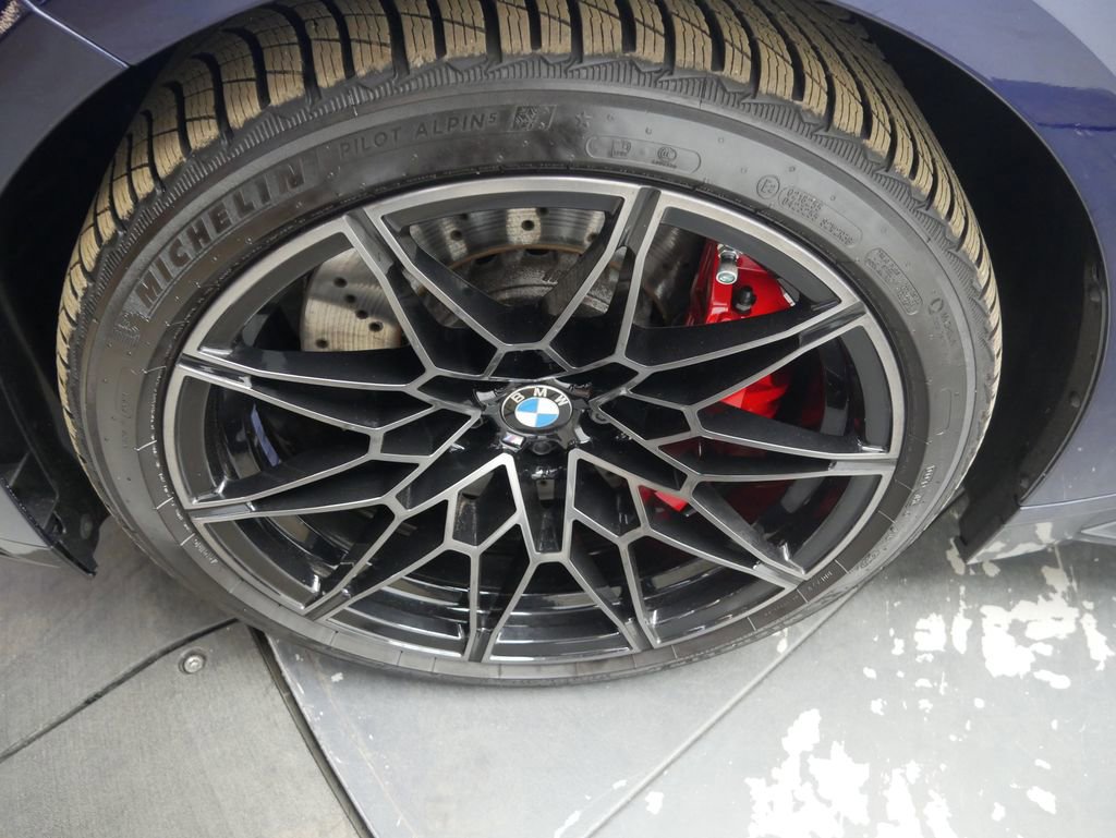 Used 2022 BMW M4 xDrive Competition w/ Executive Package image 13