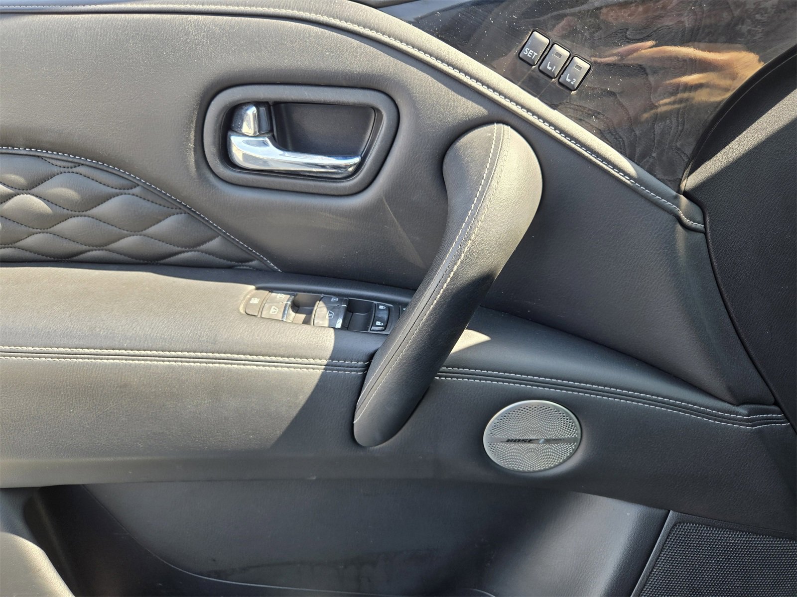 Used 2020 INFINITI QX80 Luxe w/ Sensory Package image 19