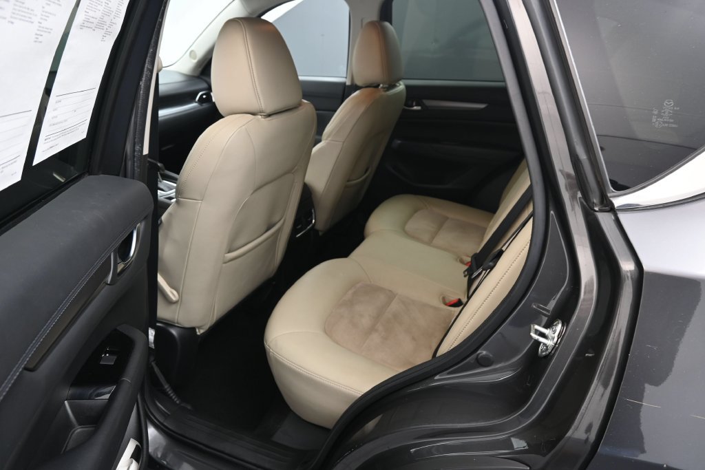 Used 2017 MAZDA CX-5 Touring w/ I-ACTIVSENSE Package FWD image 18