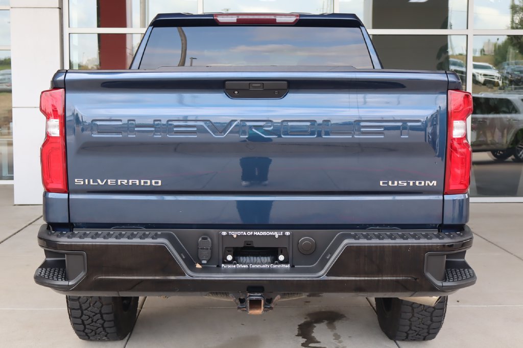 Used 2019 Chevrolet Silverado 1500 Custom Trail Boss w/ Custom Convenience Package AWD/4WD image 7