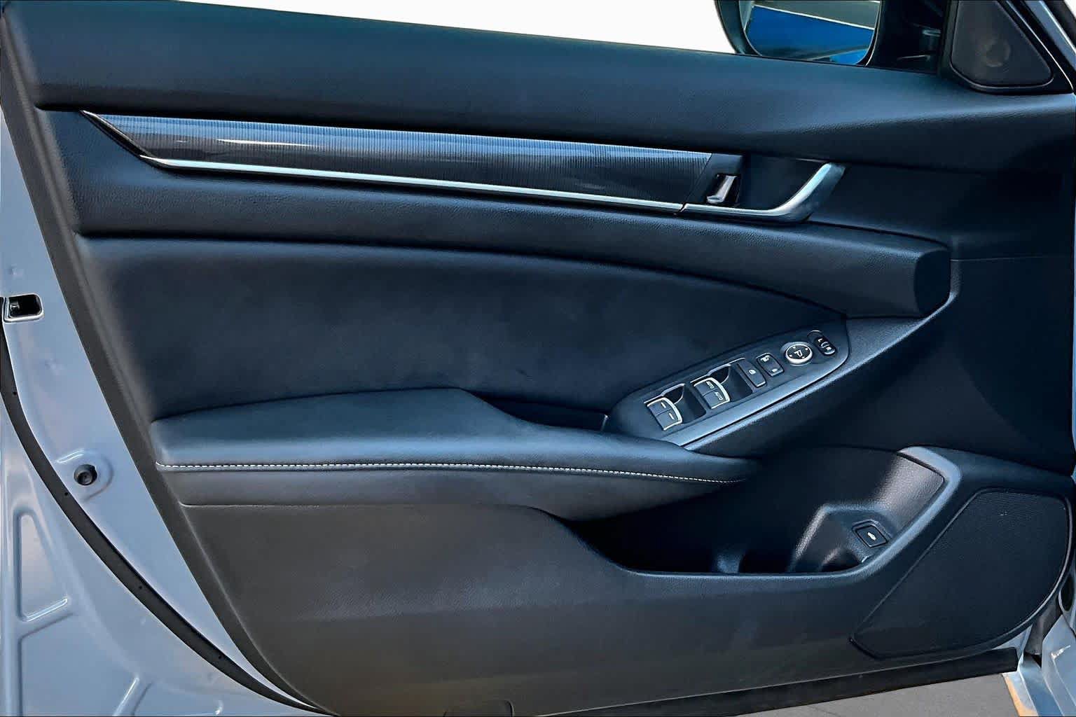 Used 2022 Honda Accord Sport image 22