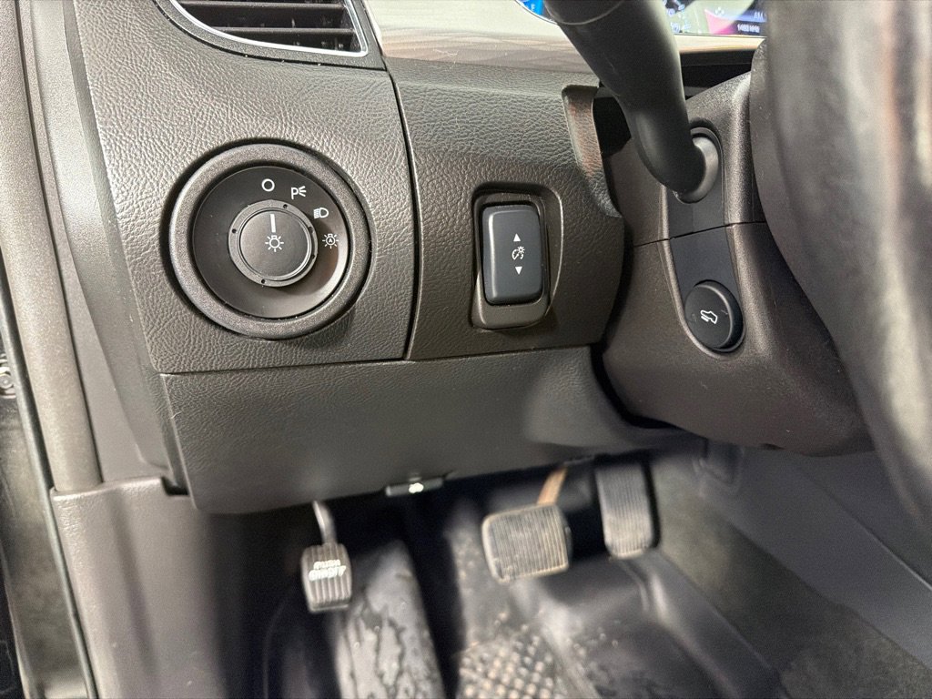 Used 2014 Ford Taurus SEL w/ Equipment Group 201A image 12