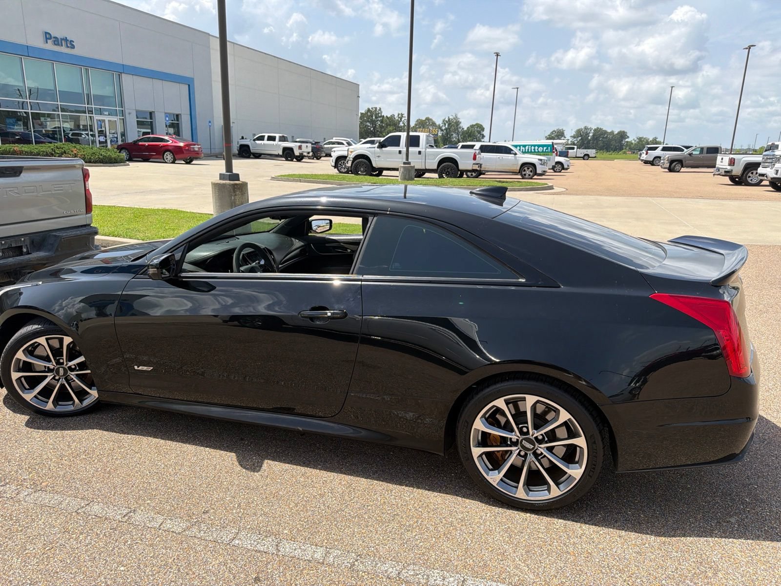 Used 2016 Cadillac ATS V w/ Luxury Package RWD image 4